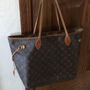 LV Neverfull MM Handbag